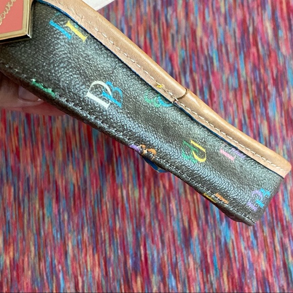 DOONEY & BOURKE | Leather wristlet - Picture 9 of 15